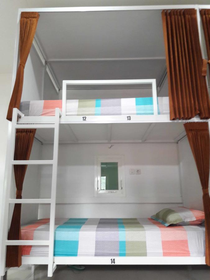 Huize Jon Hostel Malang Zewnętrze zdjęcie